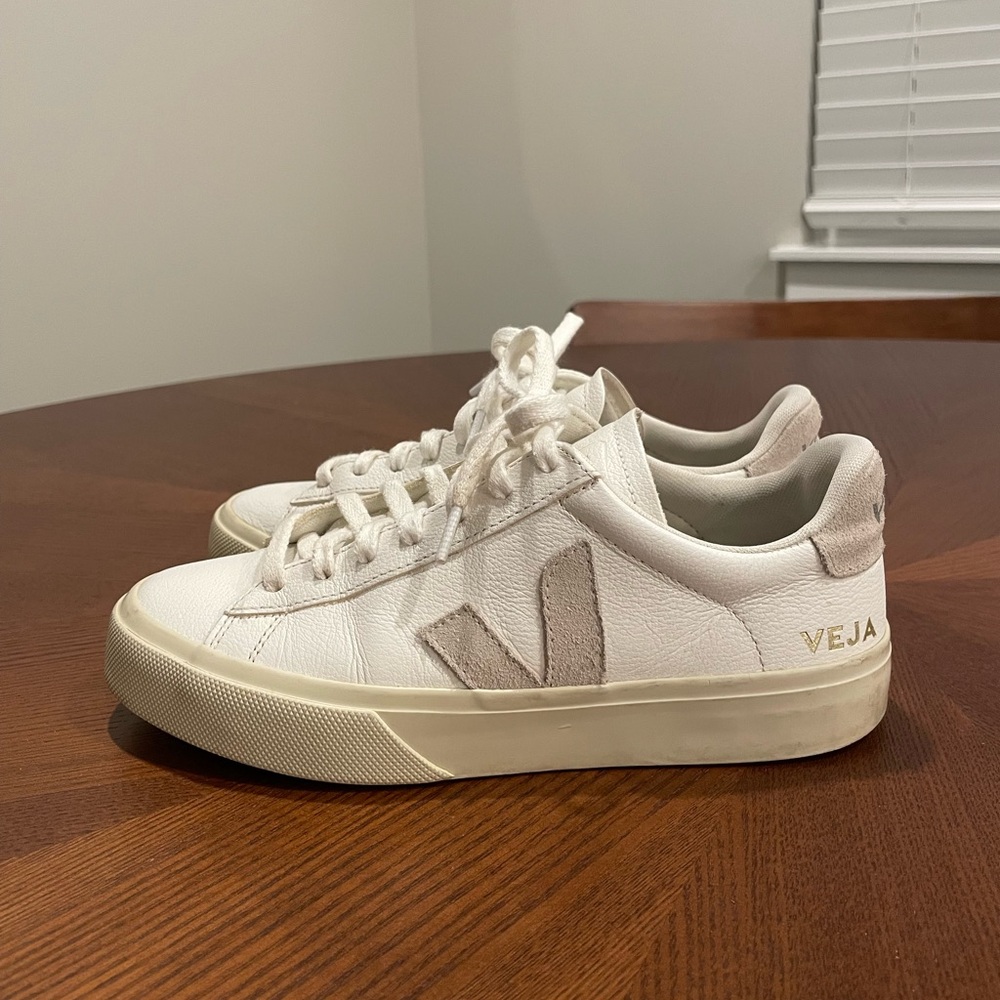 Veja Campo Leather (Women’s EU 37)